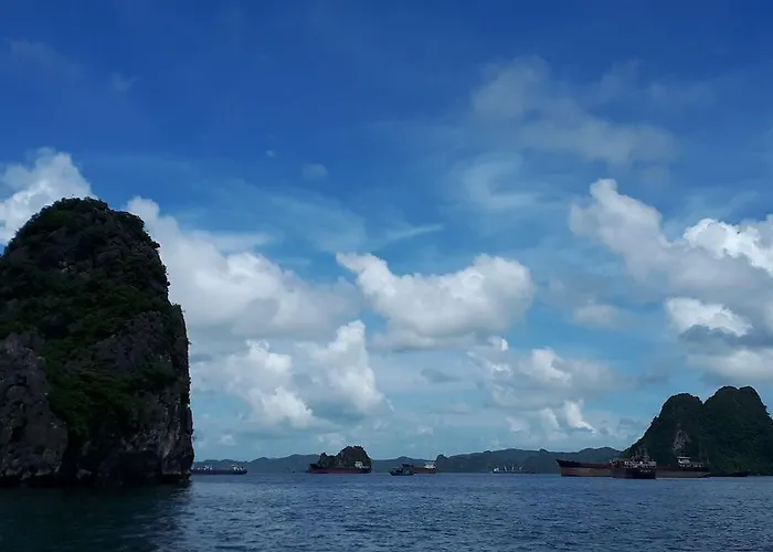 Sky Liebeshotel Hạ Long